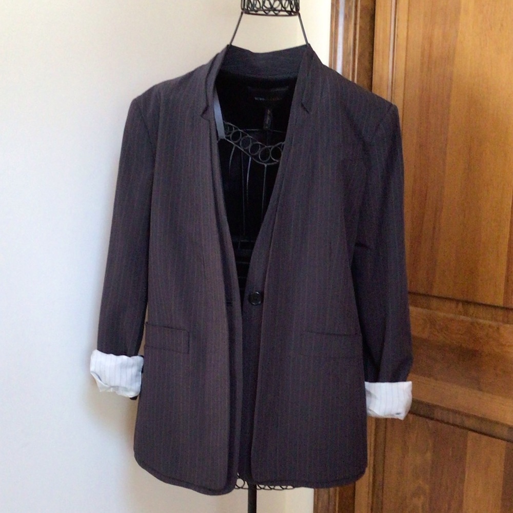 BCBGMAXAZRIA pin stripe jacket Medium